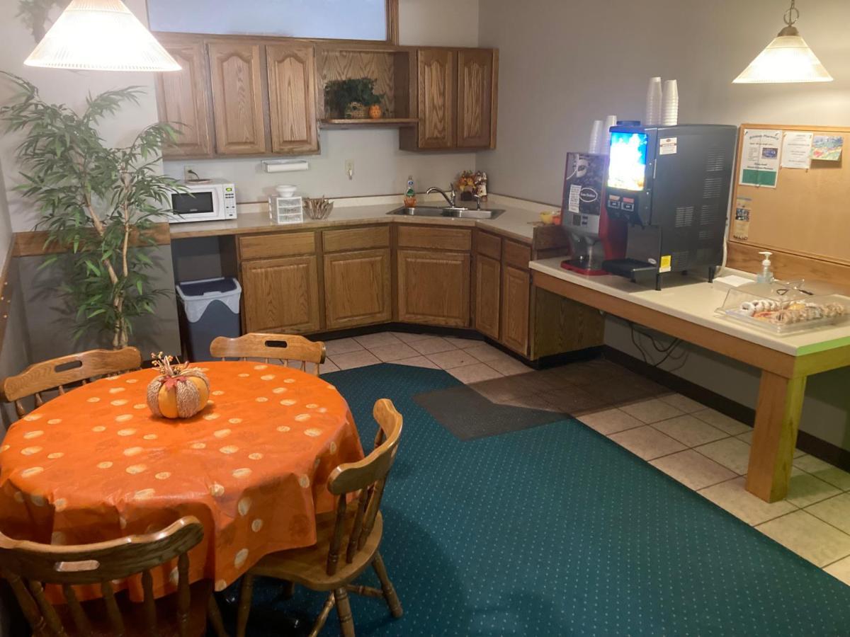 Landmark Motel Clintonville Zewnętrze zdjęcie