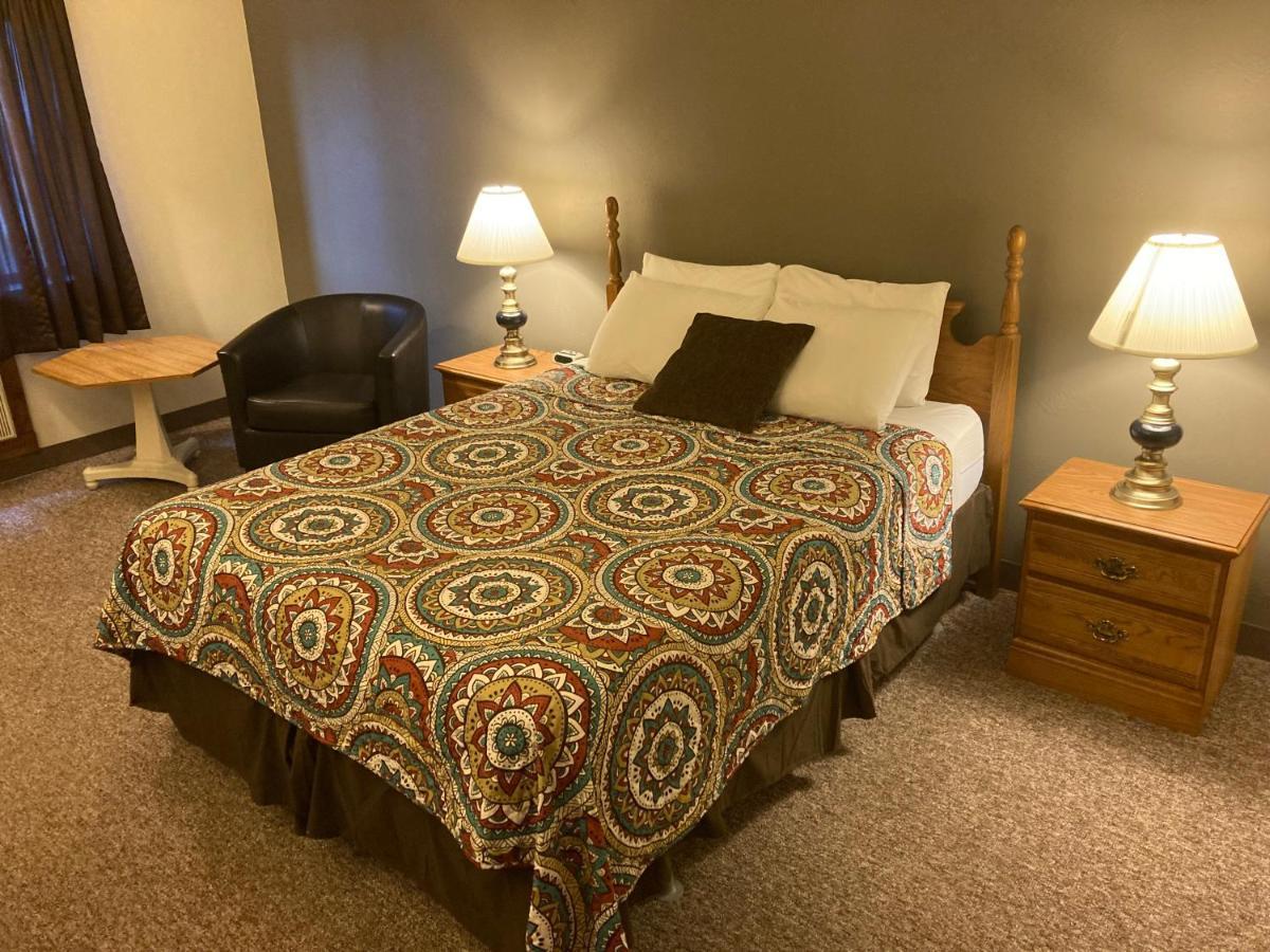 Landmark Motel Clintonville Zewnętrze zdjęcie