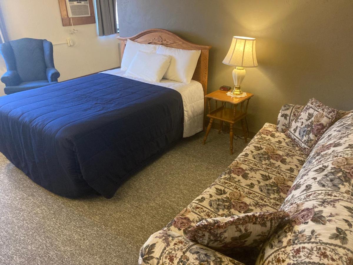 Landmark Motel Clintonville Zewnętrze zdjęcie